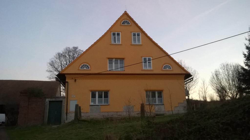 Božanov Country House U Potoka旅馆 外观 照片